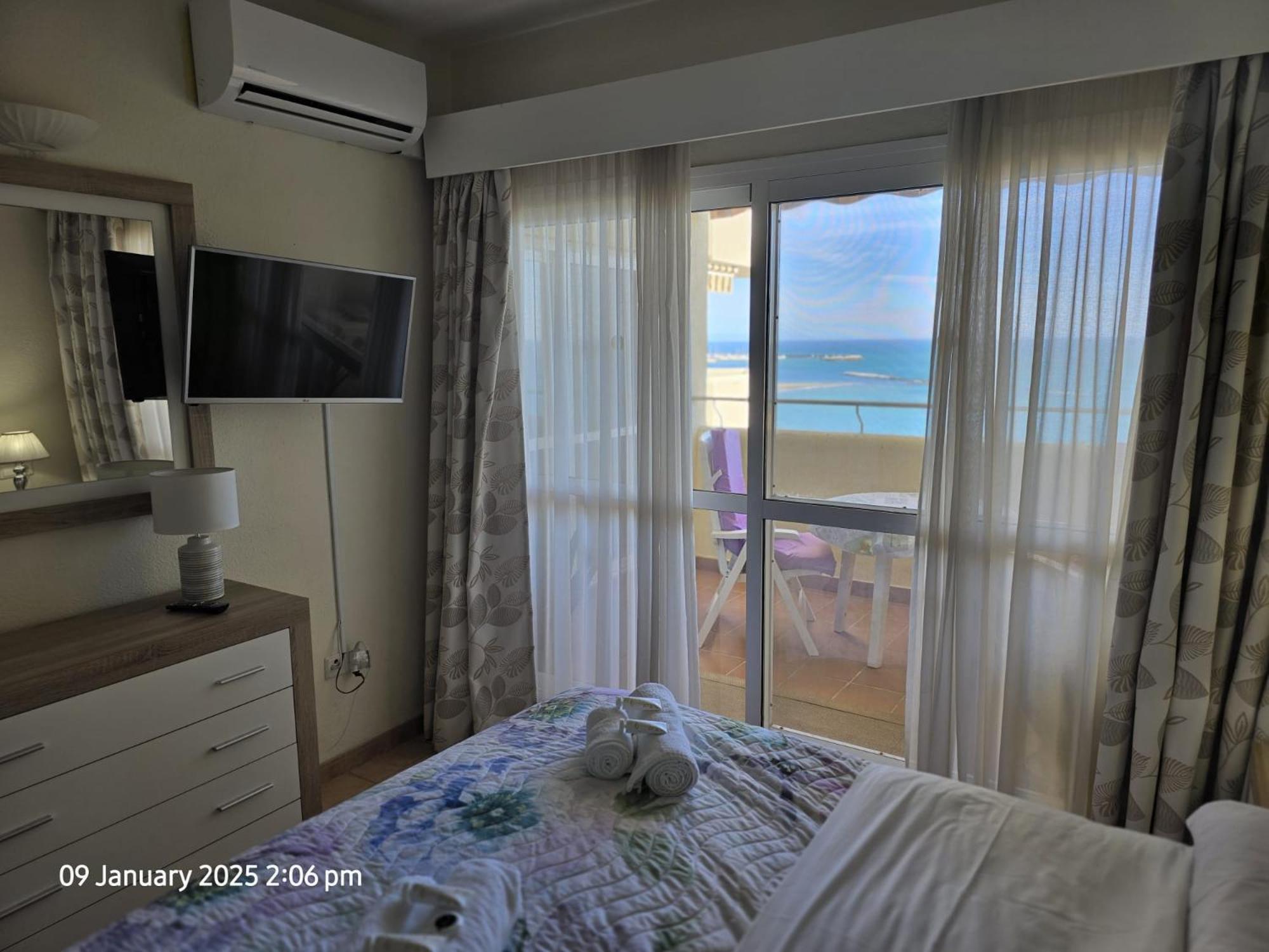 Benal Beach Apartments Málaga Dış mekan fotoğraf