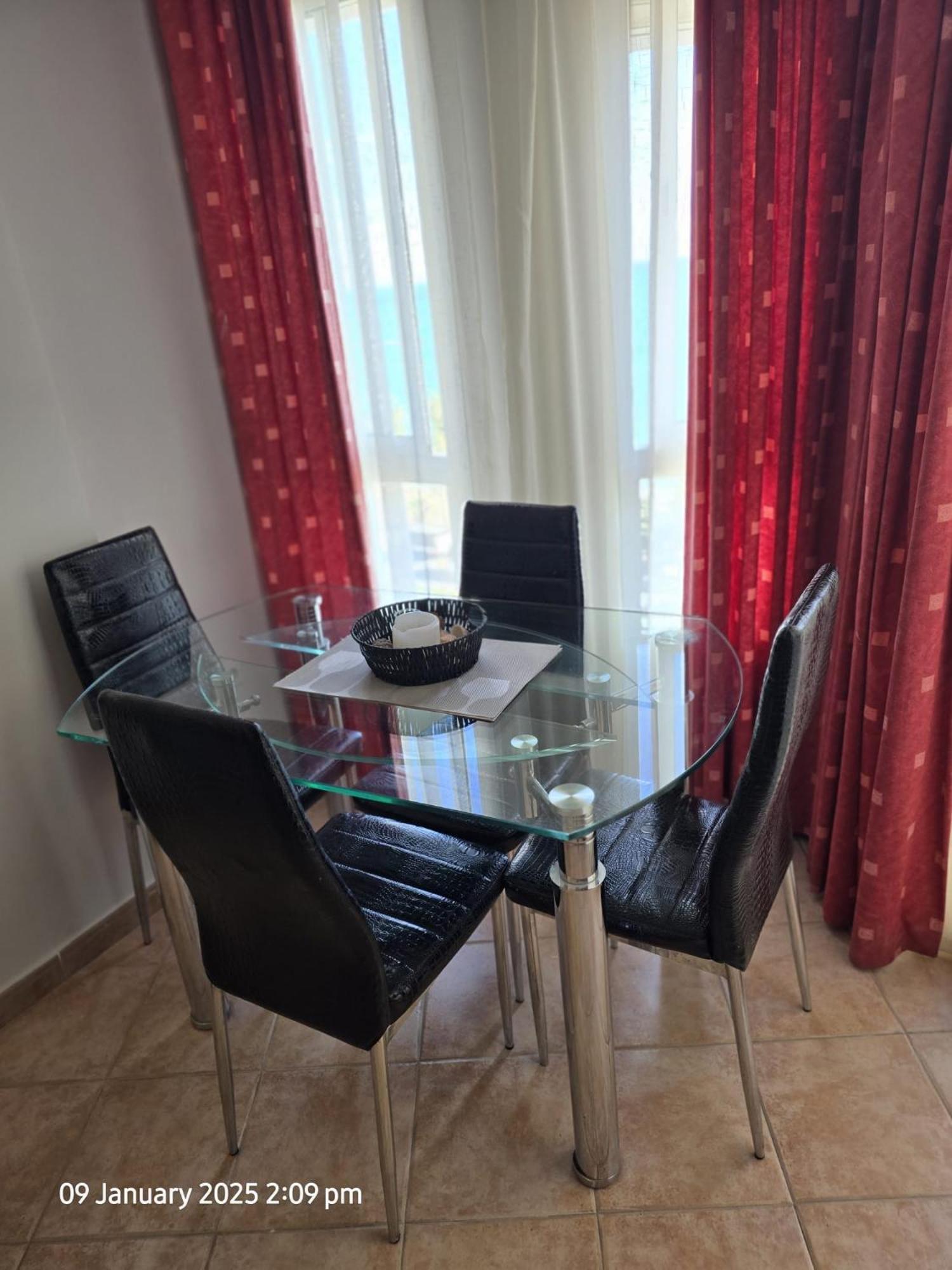Benal Beach Apartments Málaga Dış mekan fotoğraf