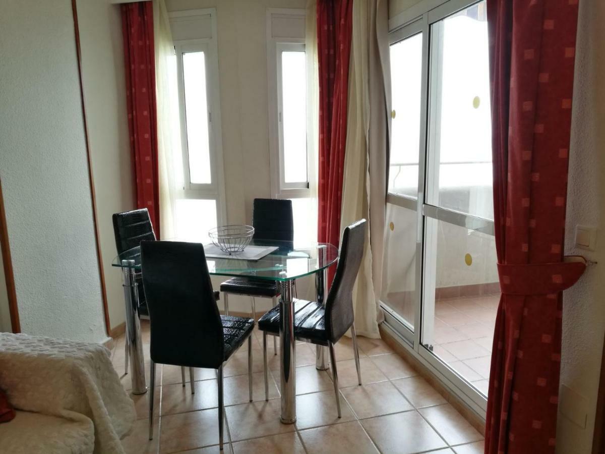 Benal Beach Apartments Málaga Dış mekan fotoğraf